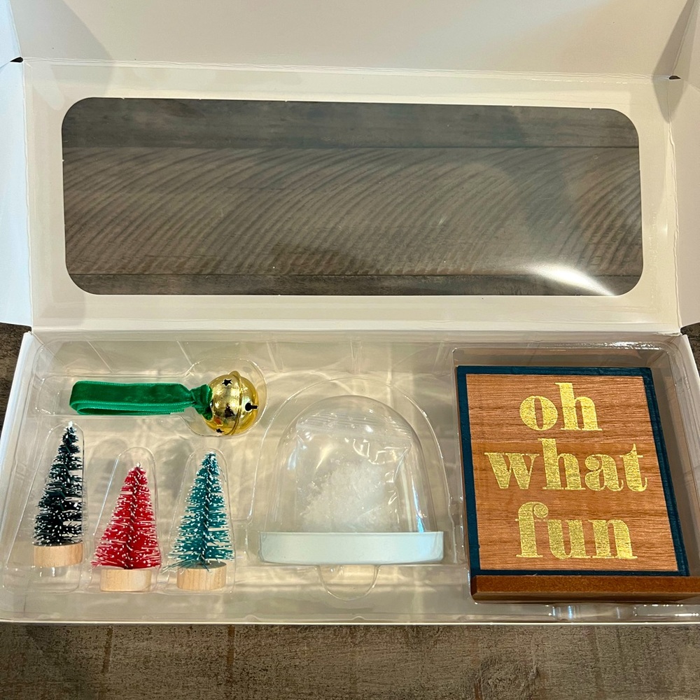 Target 🎯 “Snow-globe” 7 Count Tiered Tray Props